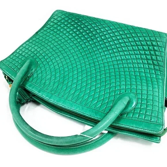 BALLY Matelasse Leather Handbag Green With Bag Used Popular Item 5244. - Picture 2 of 8